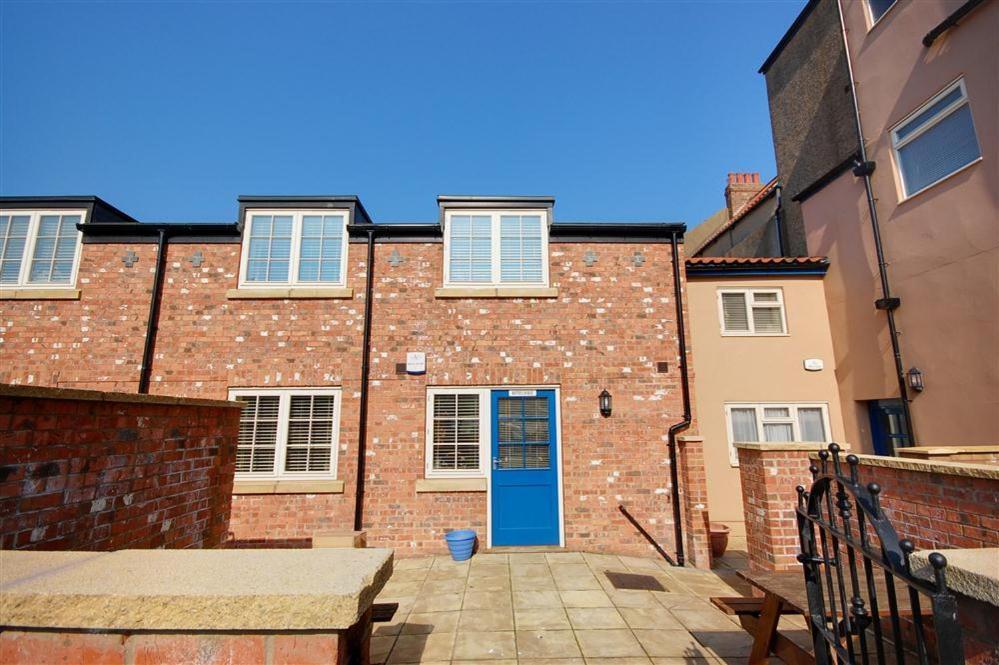 Hotties House - Two-Bed Cottage, Dog-Friendly & Off-Street Parking - Scarborough Exterior foto