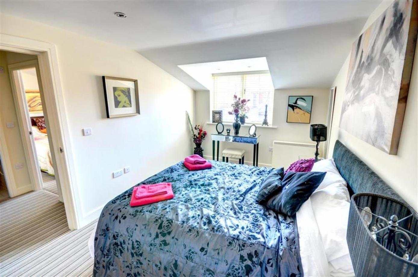 Hotties House - Two-Bed Cottage, Dog-Friendly & Off-Street Parking - Scarborough Exterior foto